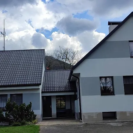 Anna S Bazenem A Welness Apartment Trojanovice