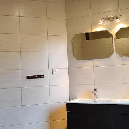 Apartment Anna S Bazenem A Welness